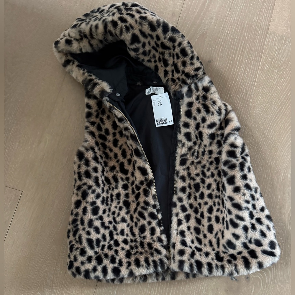 Soft fur cheetah vest with hood
